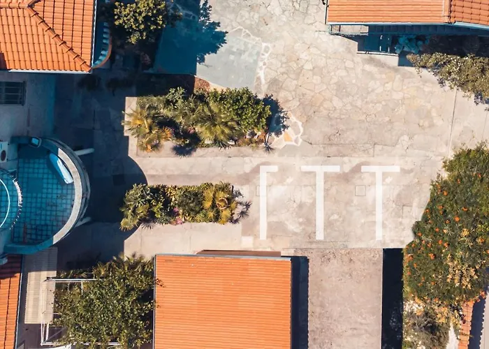 爱莲公寓酒店 * 扎达尔