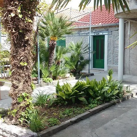 Apartment Eleonora *