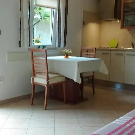 Eleonora Apartman
